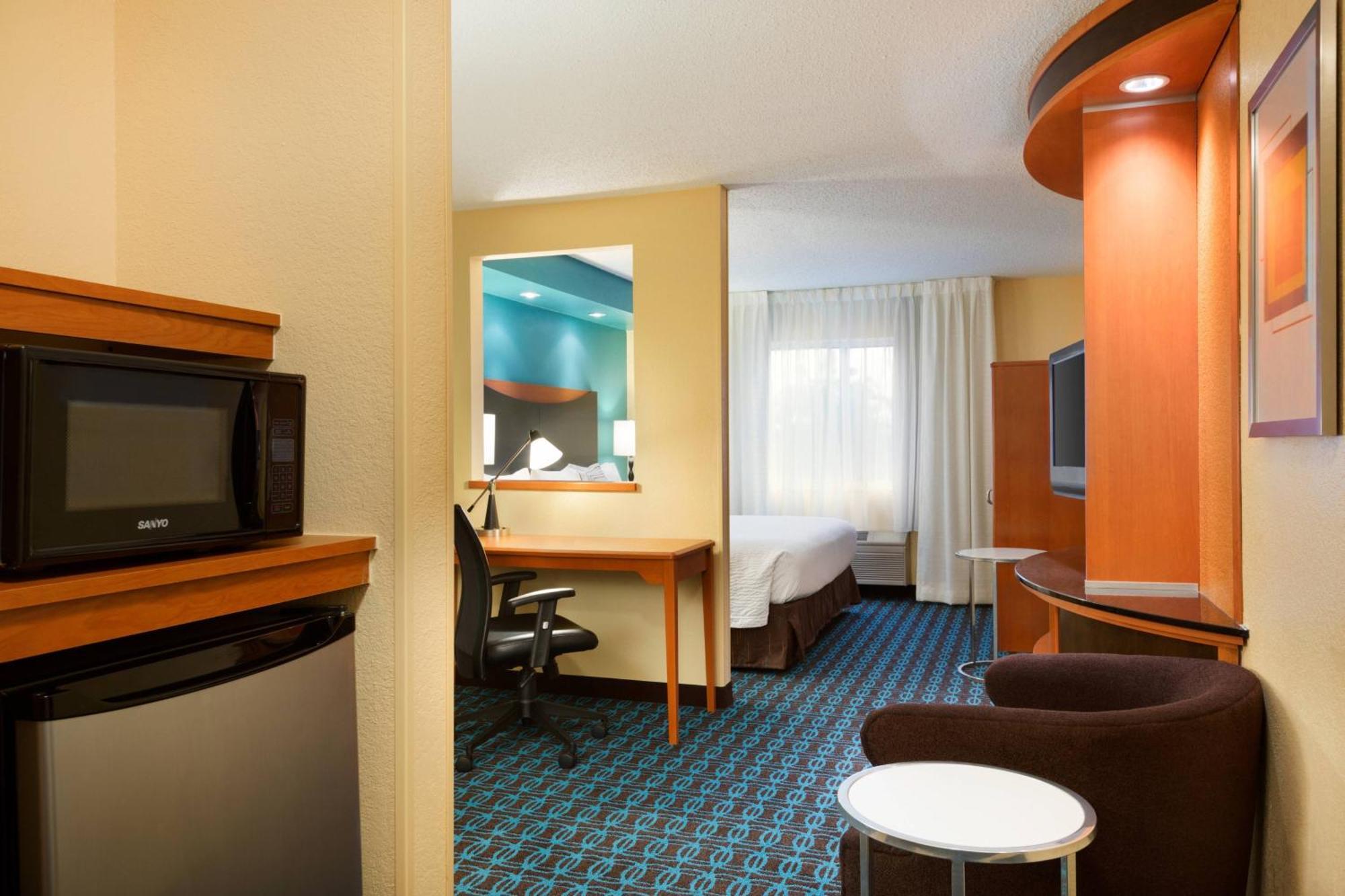 Fairfield Inn & Suites Dallas Месквіт Екстер'єр фото