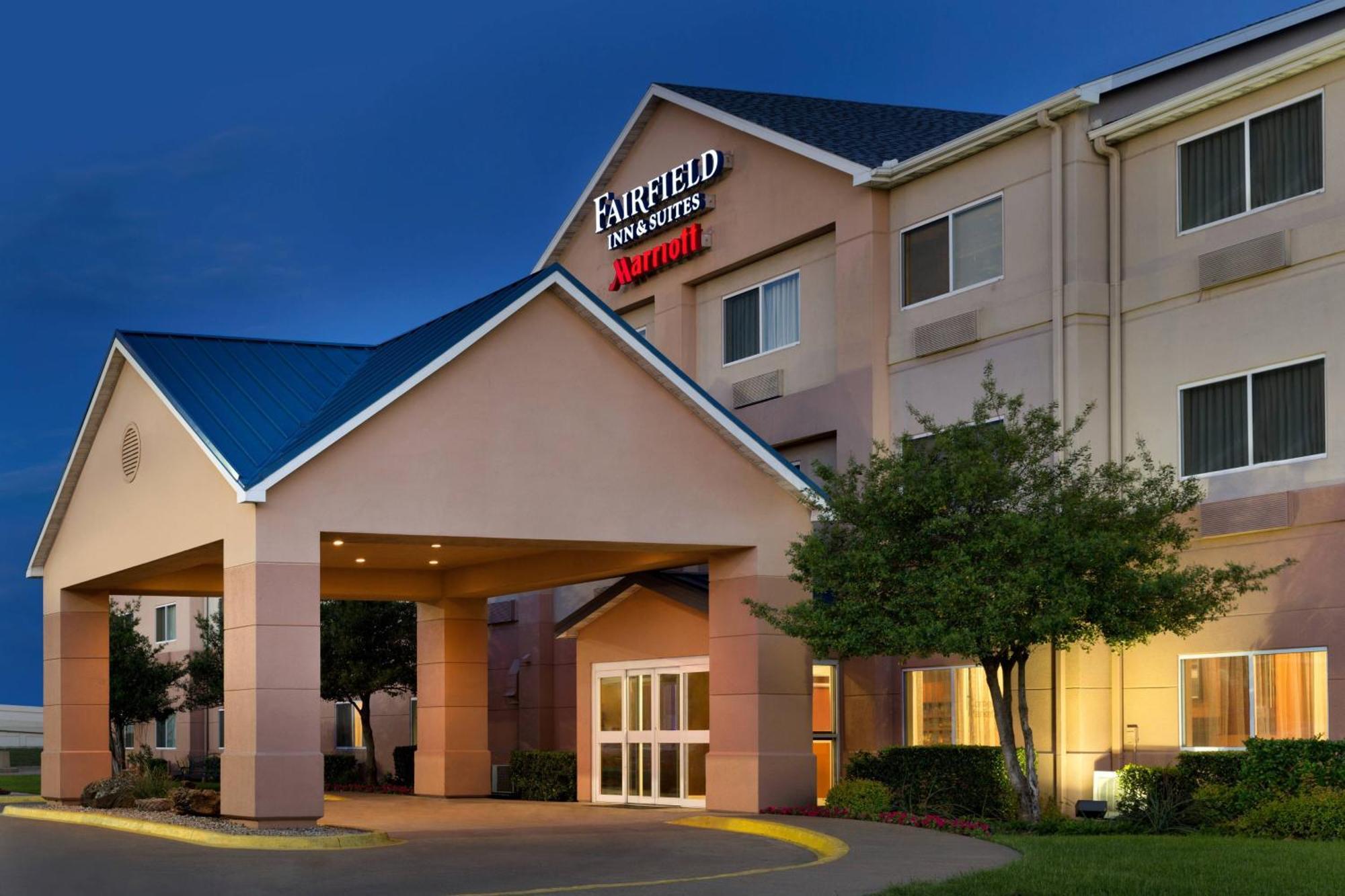 Fairfield Inn & Suites Dallas Месквіт Екстер'єр фото