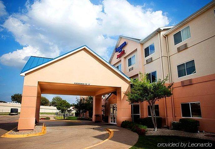 Fairfield Inn & Suites Dallas Месквіт Екстер'єр фото